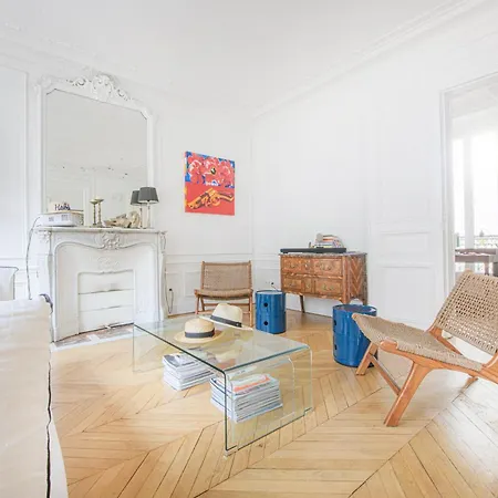 Appartement D'une Pres De Montmartre *